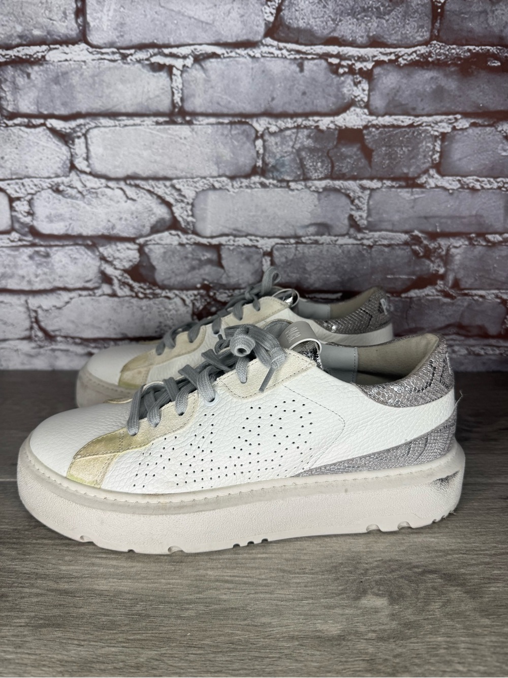 P448 Thea White Leather Grey Suede Platform Sneakers Shoes Women Sz 40EU/9.5M US